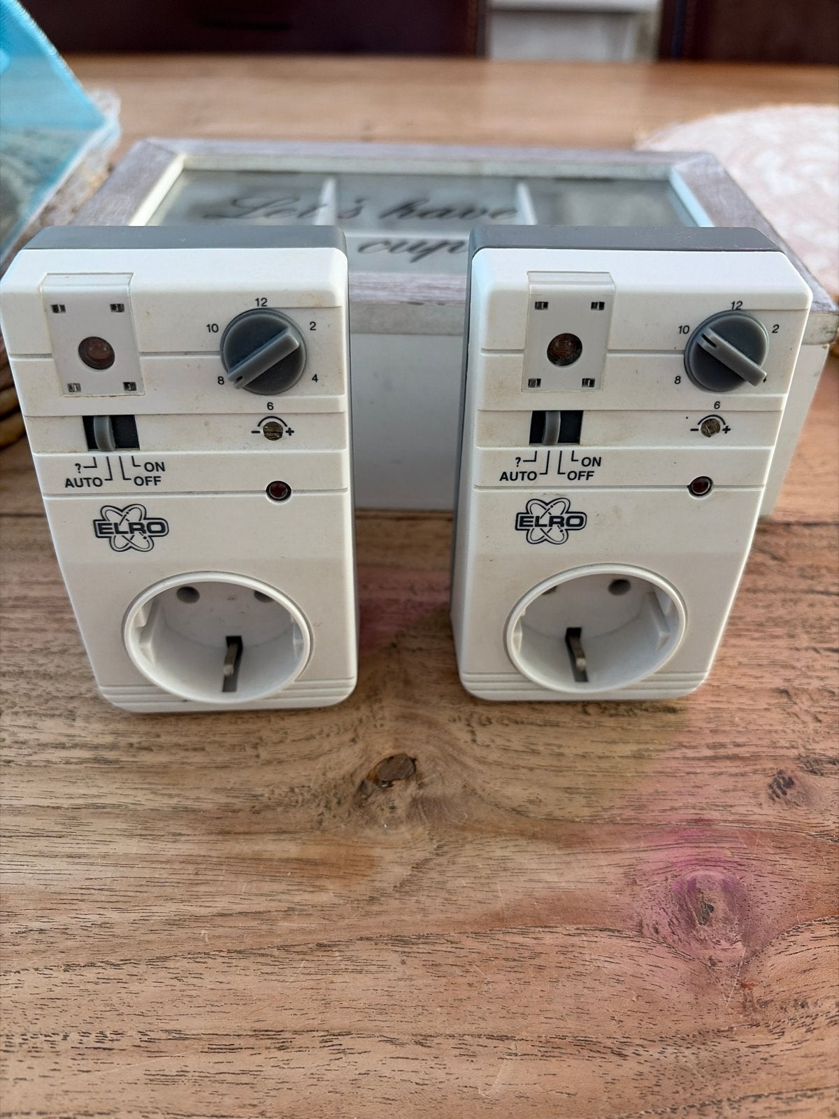 2 stuks Schemerschakelaar met timer en toeval functie, Ophalen of Verzenden, Gebruikt, Overige merken, Overige typen