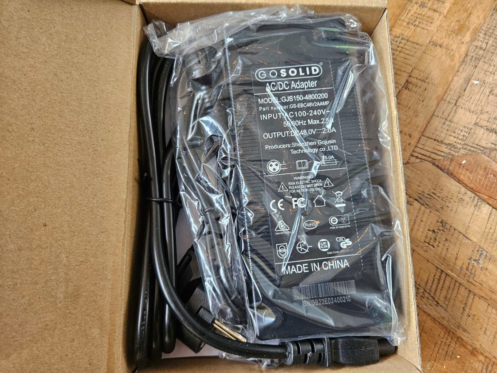 GoSolid Oplader voor elektrische fiets/e-bike, Fietsen en Brommers, Nieuw