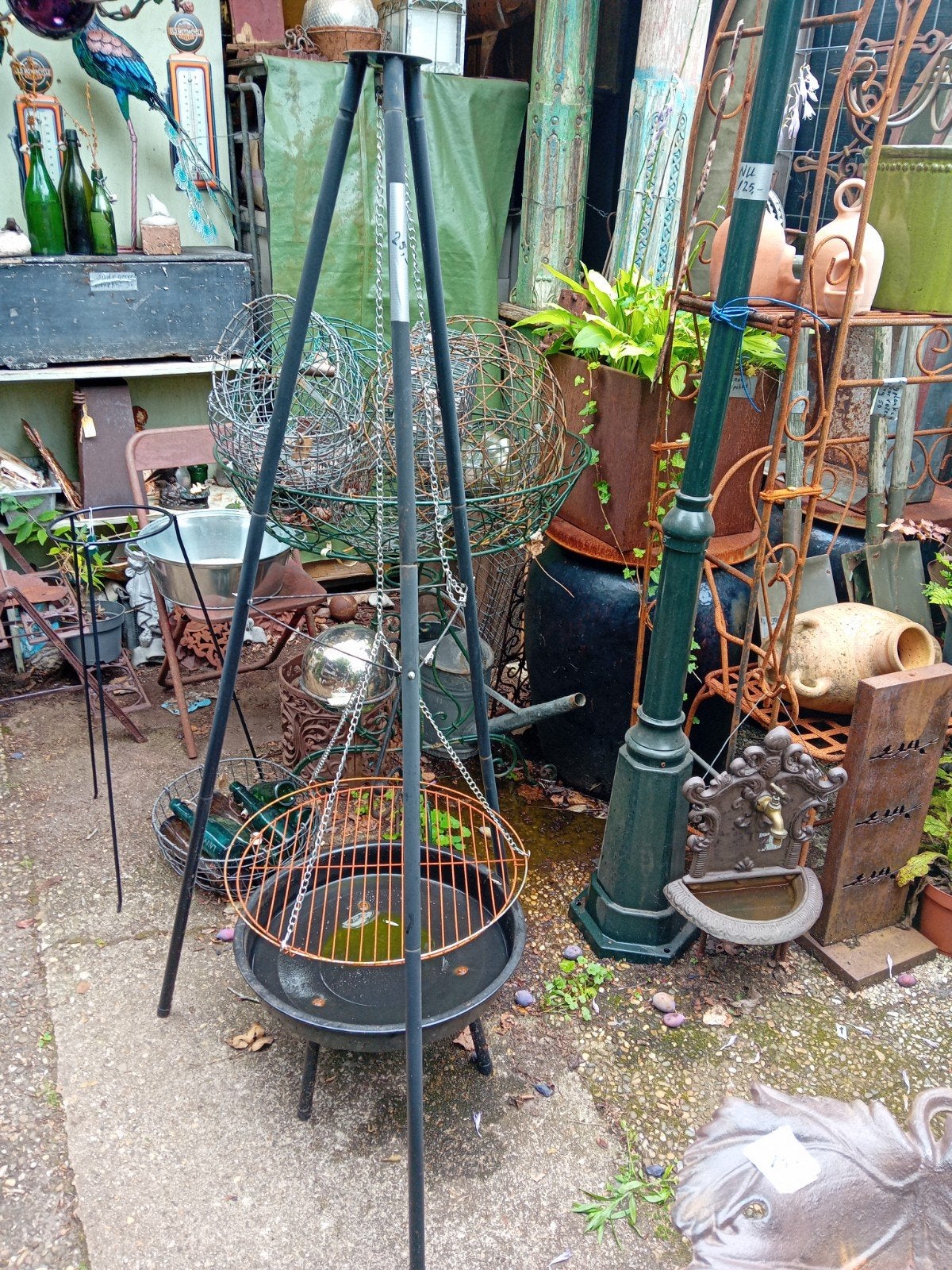 Vuurkorf vuurschaal met driepoot en grillrooster, Ophalen, Gebruikt