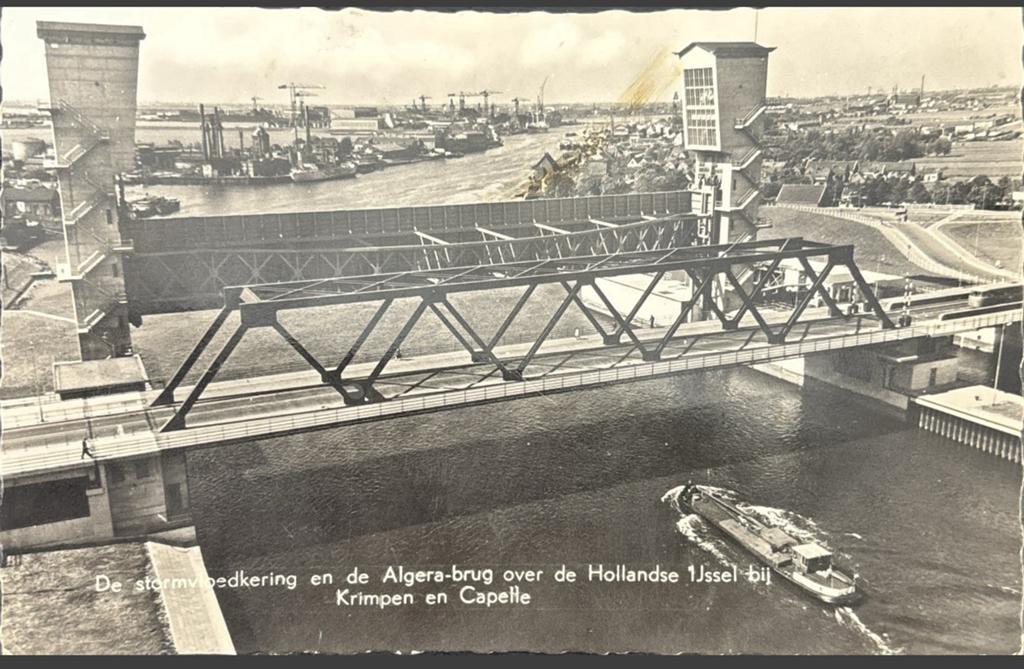 Krimpen ad Ijssel, stormvloedkering Algera brug, Verzamelen, Ansichtkaarten | Nederland, Ophalen of Verzenden, 1940 tot 1960, Gelopen
