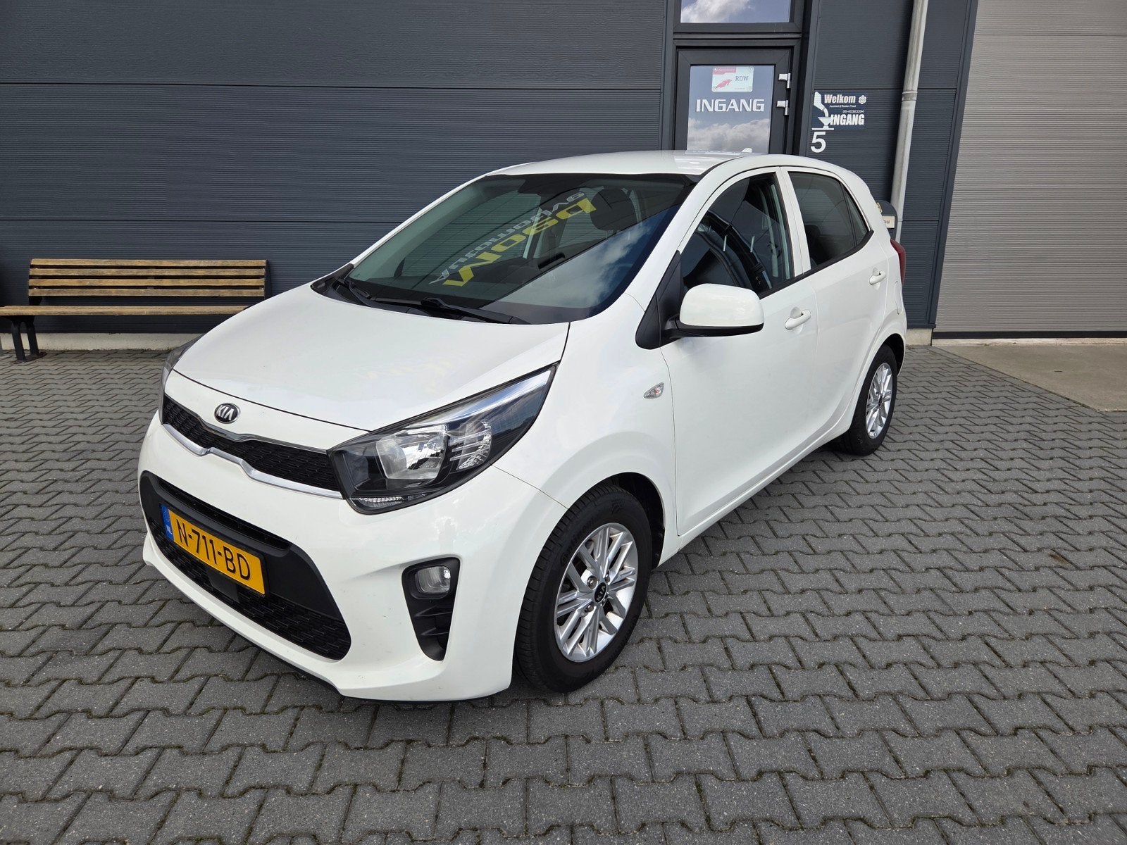 Kia Picanto 1.0 DPi DynamicLine 2021 Camera groot scherm, Voorwielaandrijving, Stof, 4 stoelen, Wit