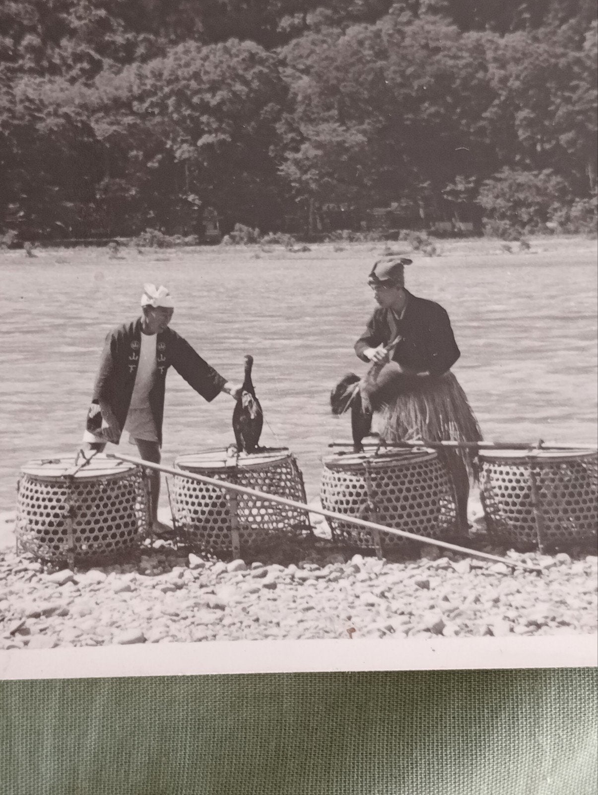 Lutke-Meijer Ezhou Hubei China 1957 Vissers met aalscholver, Ophalen of Verzenden, 1940 tot 1960, Gebruikt, Overige onderwerpen