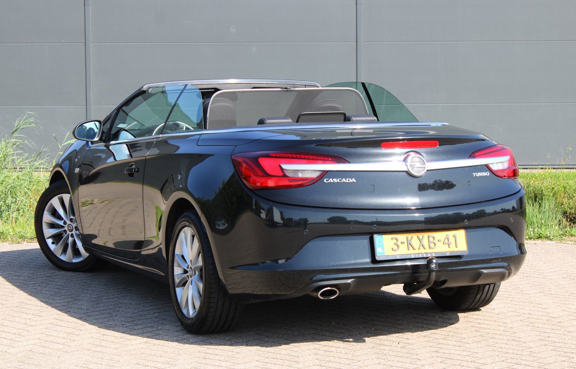 Opel Cascada 1.6 Turbo Cosmo Automaat Leder Trekhaak Origine, Auto's, Gebruikt, Zwart, 4 cilinders, Cabriolet