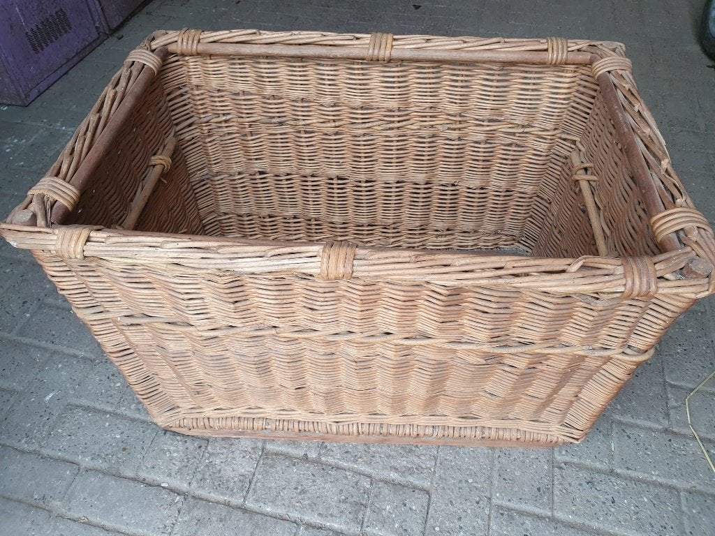 Rieten mand, Huis en Inrichting, Ophalen, Gebruikt, Mand, Gevlochten