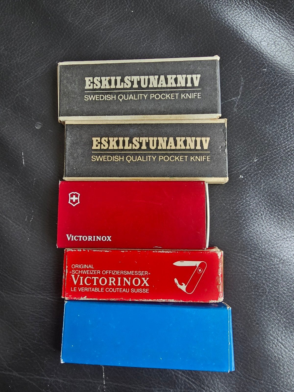 Vintage zakmessen: Eskilstunakniv & Victorinox, Verzamelen, Ophalen of Verzenden, Nieuw