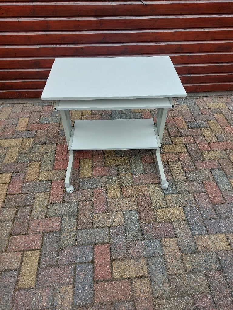computertafeltje, Huis en Inrichting, Ophalen of Verzenden, Gebruikt, 70 tot 120 cm