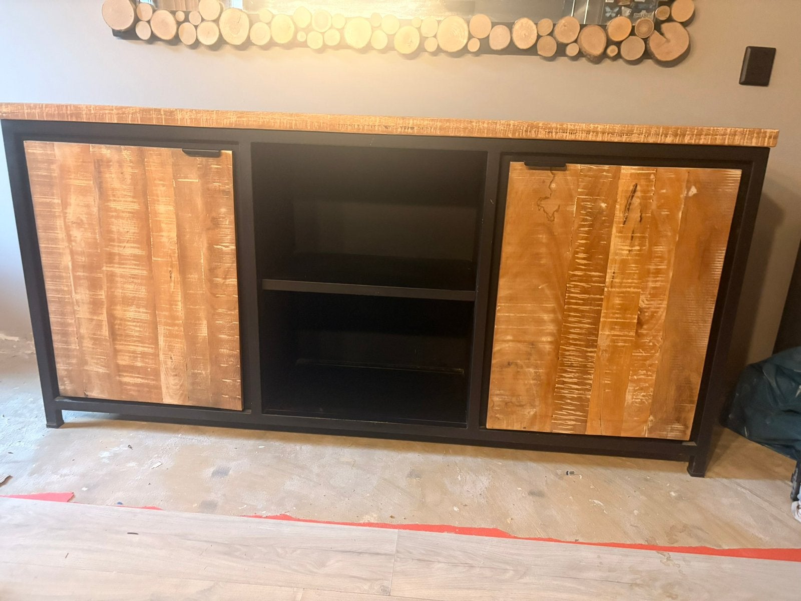 Mango houten inboedel, Ophalen