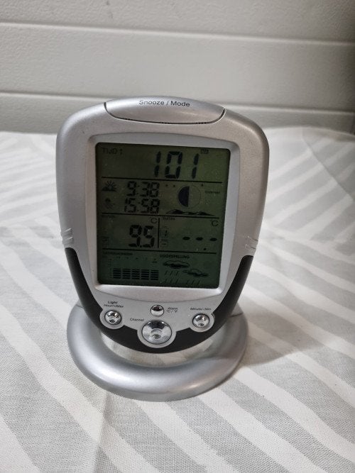 weerstation en wekker op batterijen, Ophalen of Verzenden, 'T Olde Gre-j, Info@toldegrej.nl, Endepoelstraat 20f Didam