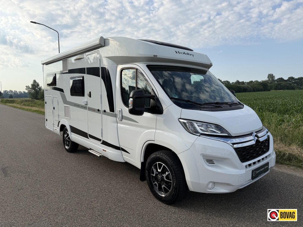 Hobby On Tour Edition 65 GE, 2x Airco, Thule lift, Compact, Caravans en Kamperen, Campers, Afzuigkap, Hobby, 6 tot 7 meter, Bedrijf