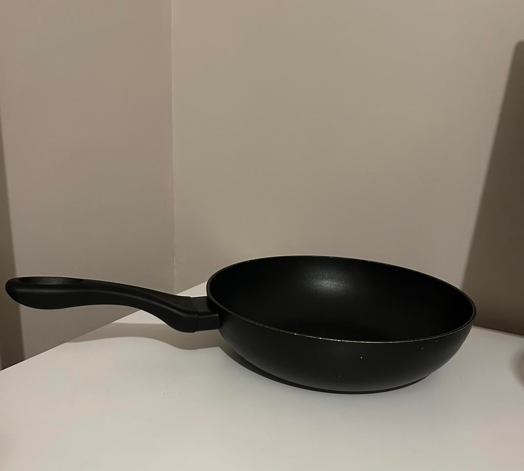 Wokpan BK, Huis en Inrichting, Keuken | Potten en Pannen, Ophalen of Verzenden, Zo goed als nieuw, Rvs, Wok