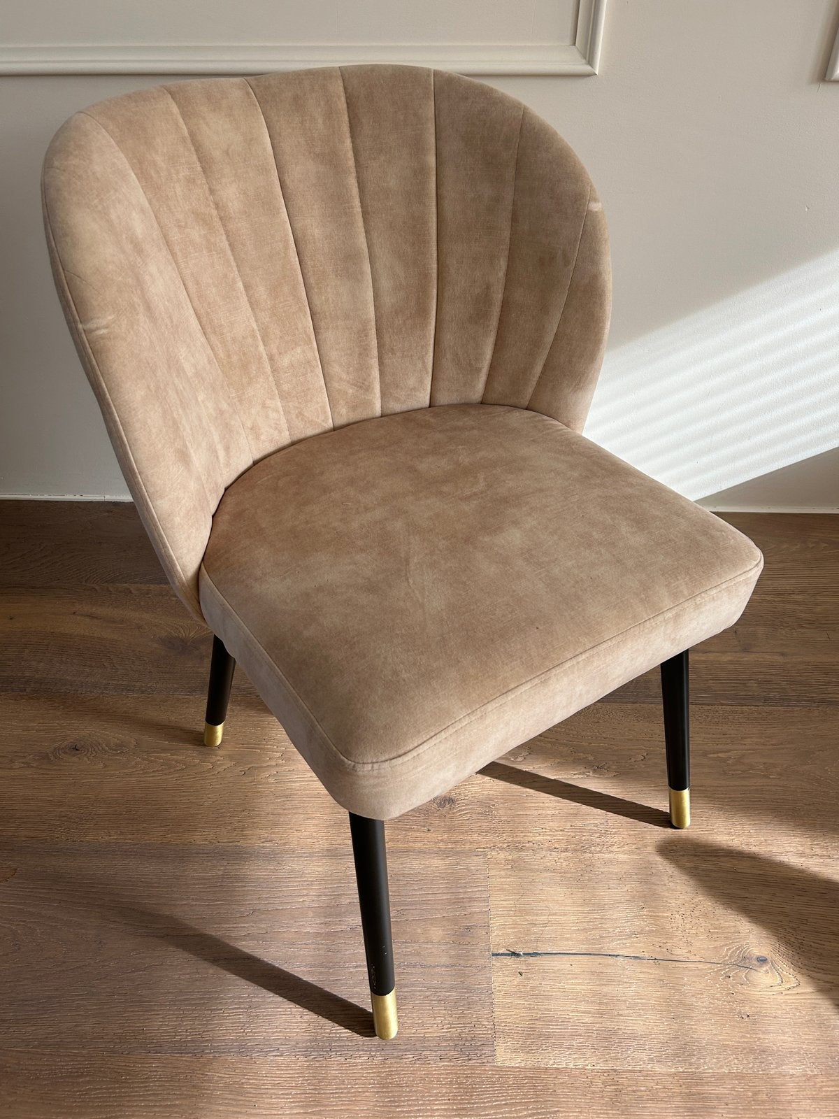 3x Stijlvolle beige eetkamerstoel met gouden accenten, Ophalen, Twee, Overige kleuren, Zo goed als nieuw