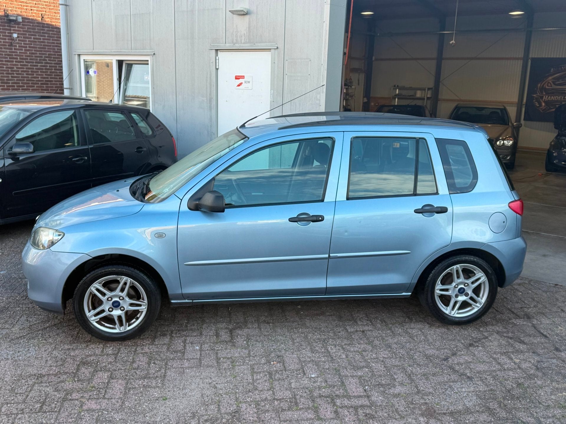 Mazda 2 1.4 Exclusive, Voorwielaandrijving, 1025 kg, 15 km/l, 4 cilinders