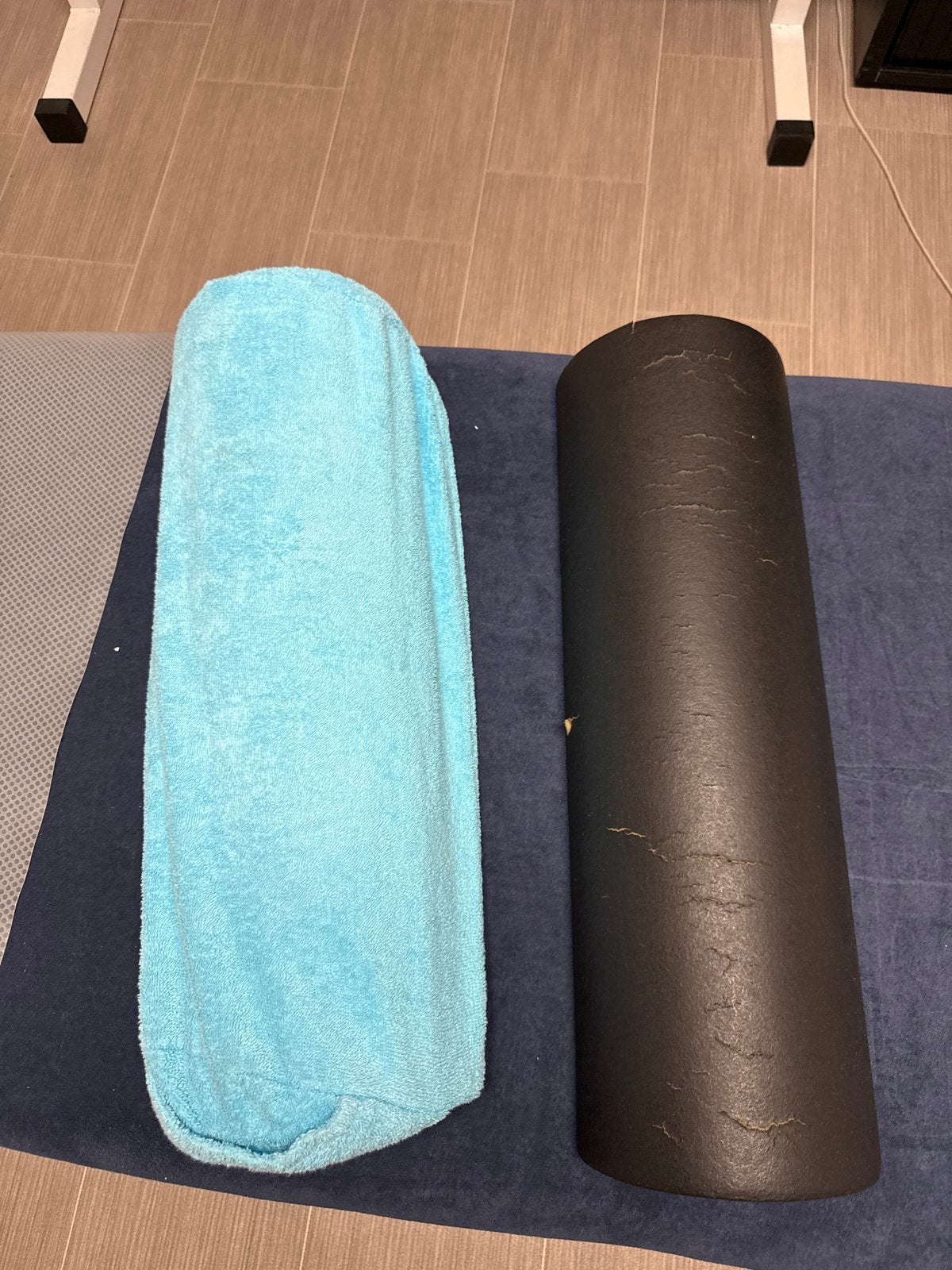 2 Massage rollen waarvan 1 met wasbare  handdoek hoes, Ophalen, Gebruikt, Overige typen