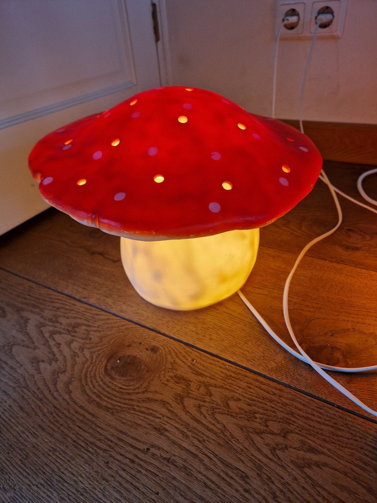 Heico grote iconischs paddenstoellamp, Kinderen en Baby's, Kinderkamer | Inrichting en Decoratie, Gebruikt, Rood, Ophalen of Verzenden