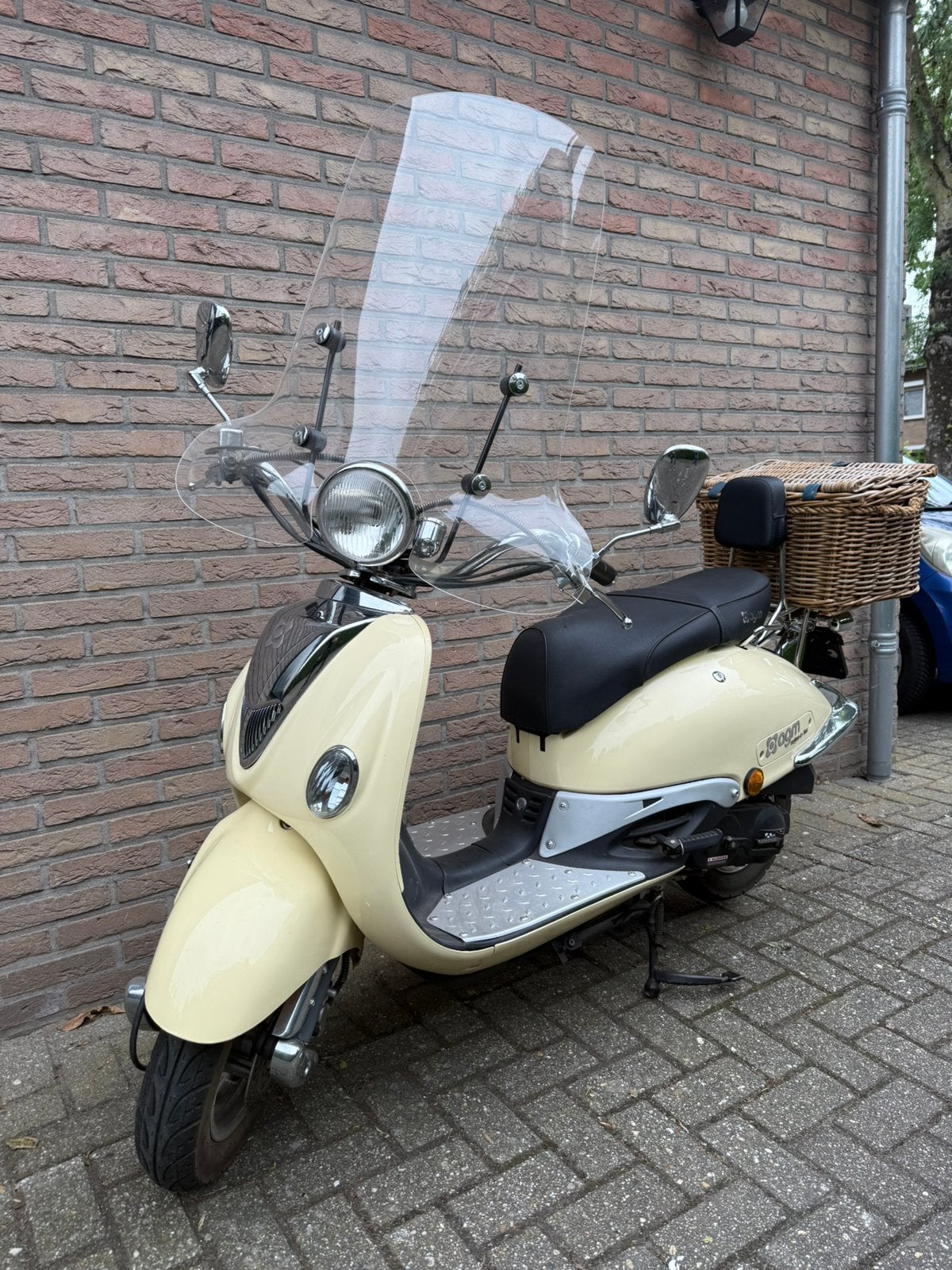 Agm retro extra, Fietsen en Brommers, Snorfietsen en Snorscooters, Ophalen, Gebruikt, Benzine, Overige merken