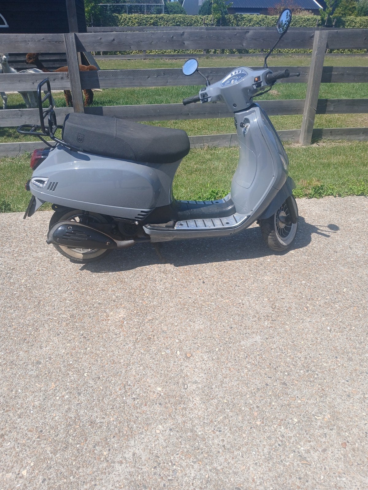 Gts snorscooter, Ophalen, Zo goed als nieuw, Benzine