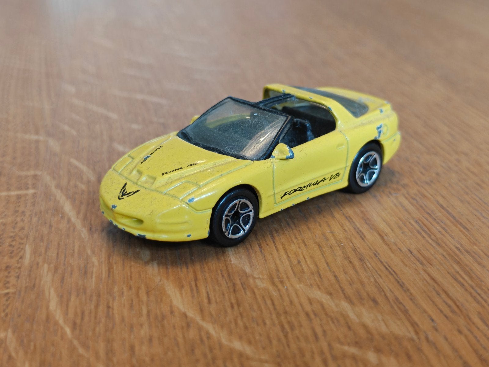 Matchbox Pontiac Firebird Ram Air GEEL, Ophalen of Verzenden, Zo goed als nieuw, Auto