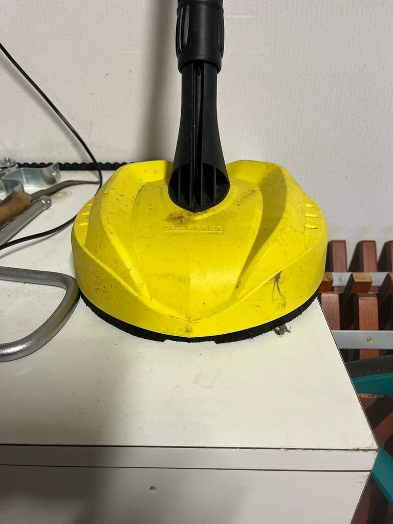 Kärcher T-Racer T 350 oppervlaktereiniger vuilfrees, Ophalen of Verzenden, Gebruikt, Elektrisch