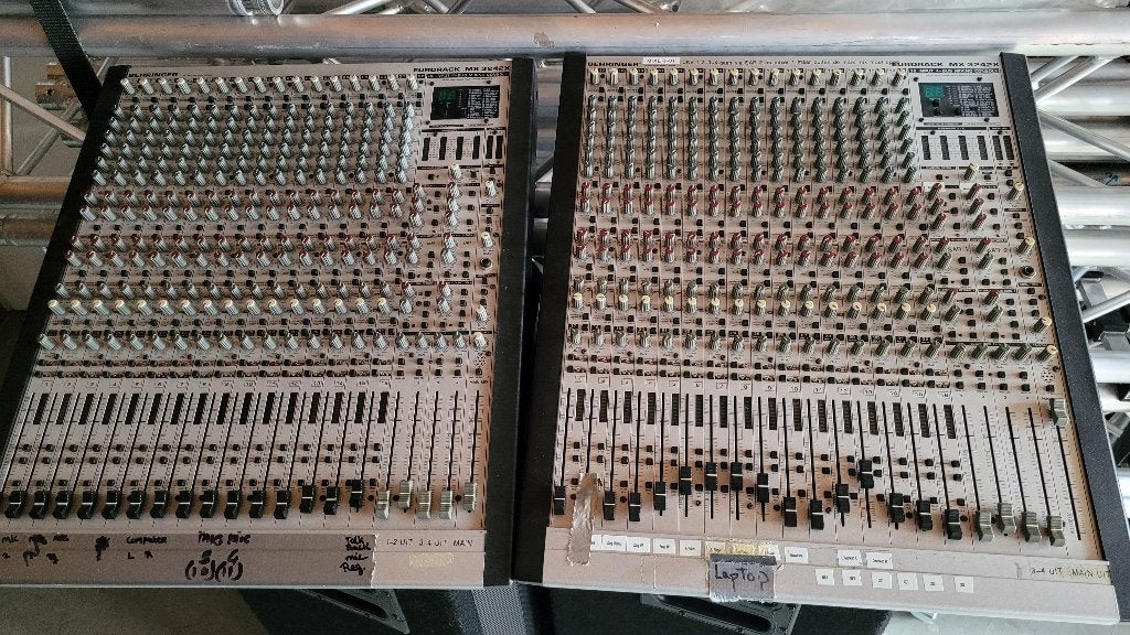 DIVERSE Mengpanelen, Muziek en Instrumenten, Ophalen, Gebruikt, Microfooningang, Universal