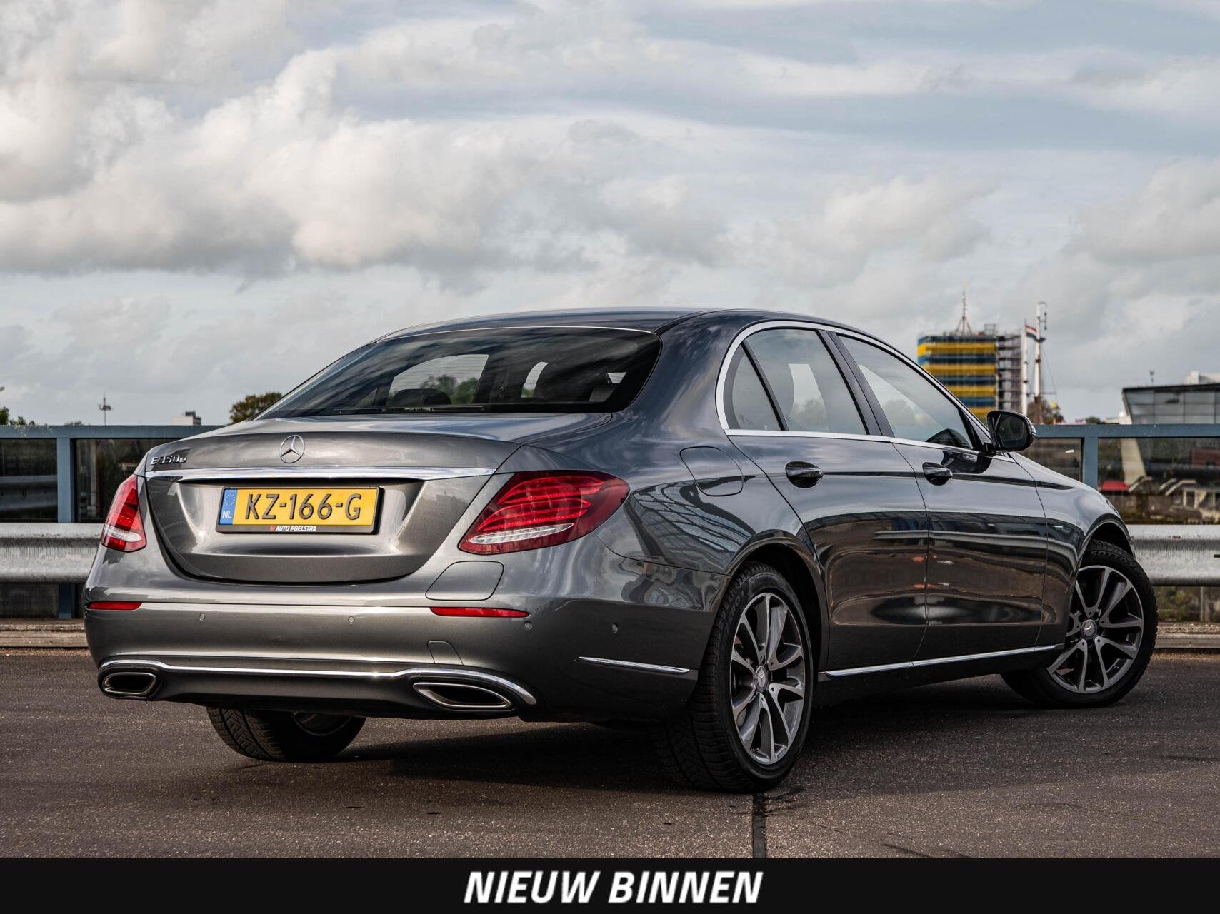 Mercedes-Benz E-klasse 350 e Lease Edition | Luchtvering | L, Auto's, Automaat, Dealer onderhouden, Achterwielaandrijving, Gebruikt