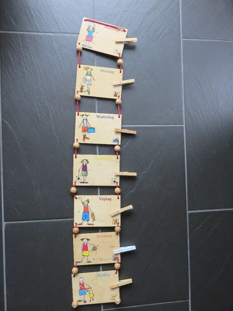 Houten week kalender, Janbibejan met knijpers., Ophalen of Verzenden, Gebruikt, Ontdekken