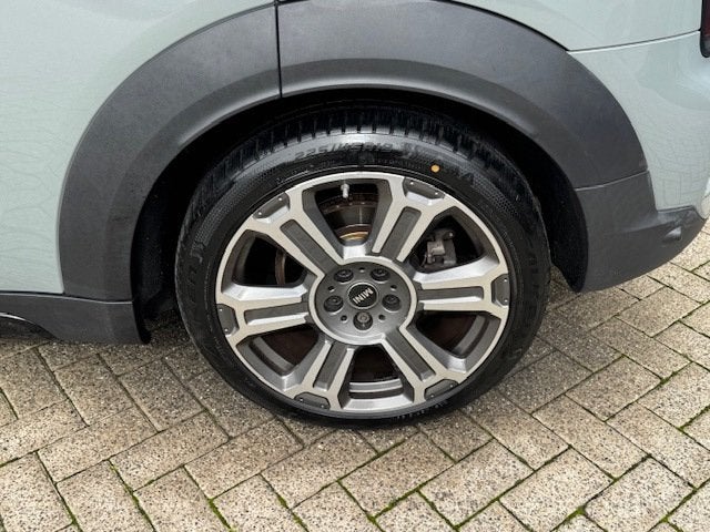MINI Countryman 1.5 Cooper S E ALL4 Classic Automaat *pano, Automaat, 125 pk, Gebruikt, Zwart