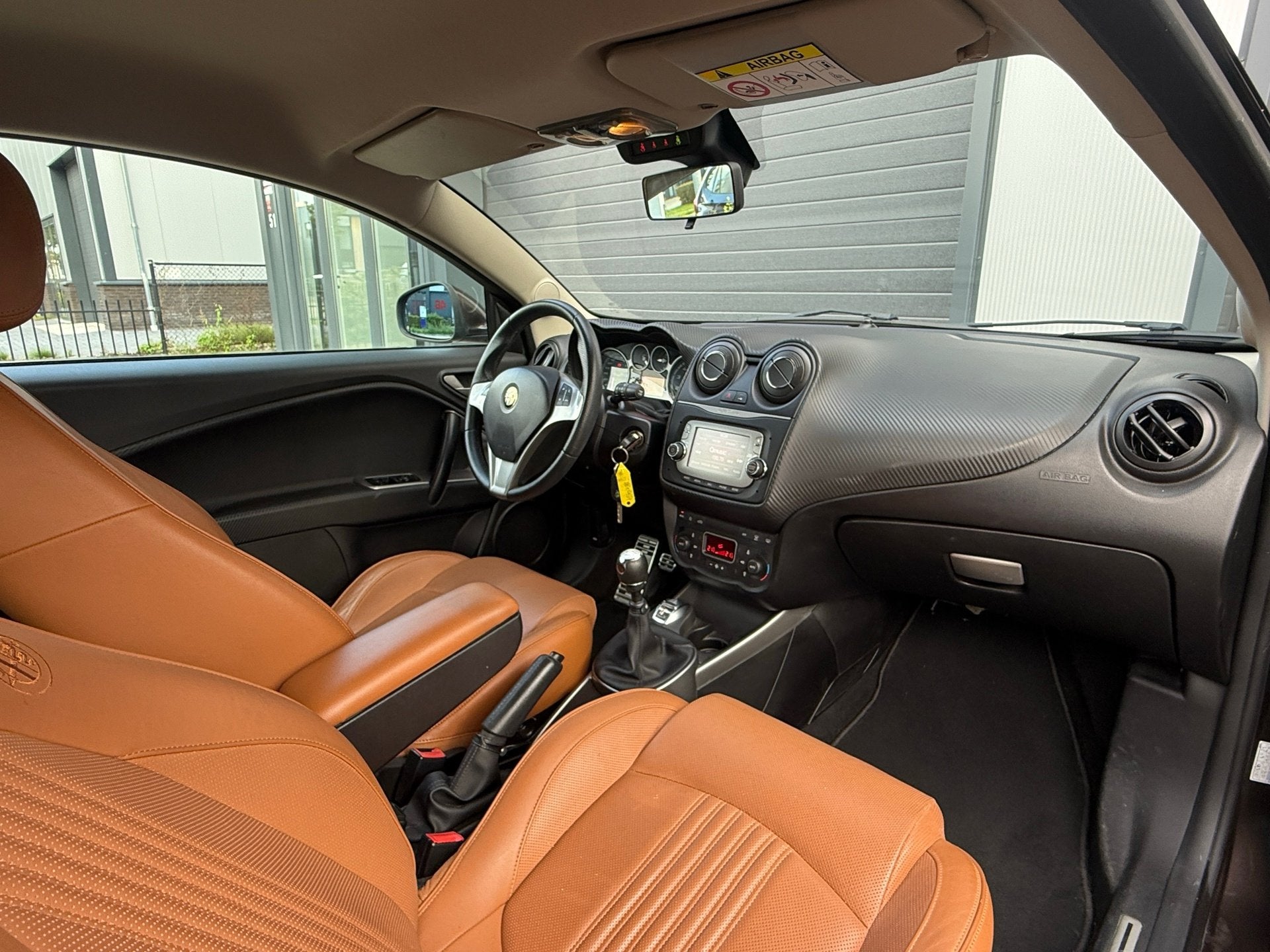 Alfa Romeo MiTo 0.9 TwinAir Esclusivo / LEDER COGNAC / NAP, Auto's, Voorwielaandrijving, 101 pk, Gebruikt, Euro 6