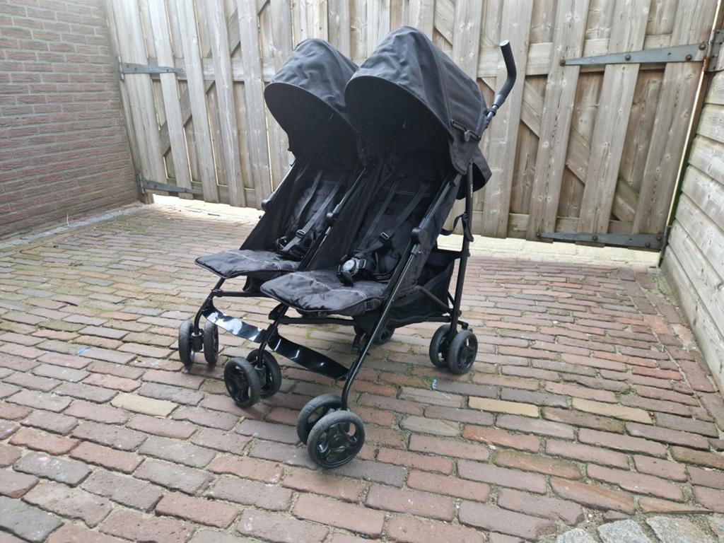 Nette dubbele buggy, Ophalen of Verzenden, Zo goed als nieuw, Verstelbare rugleuning