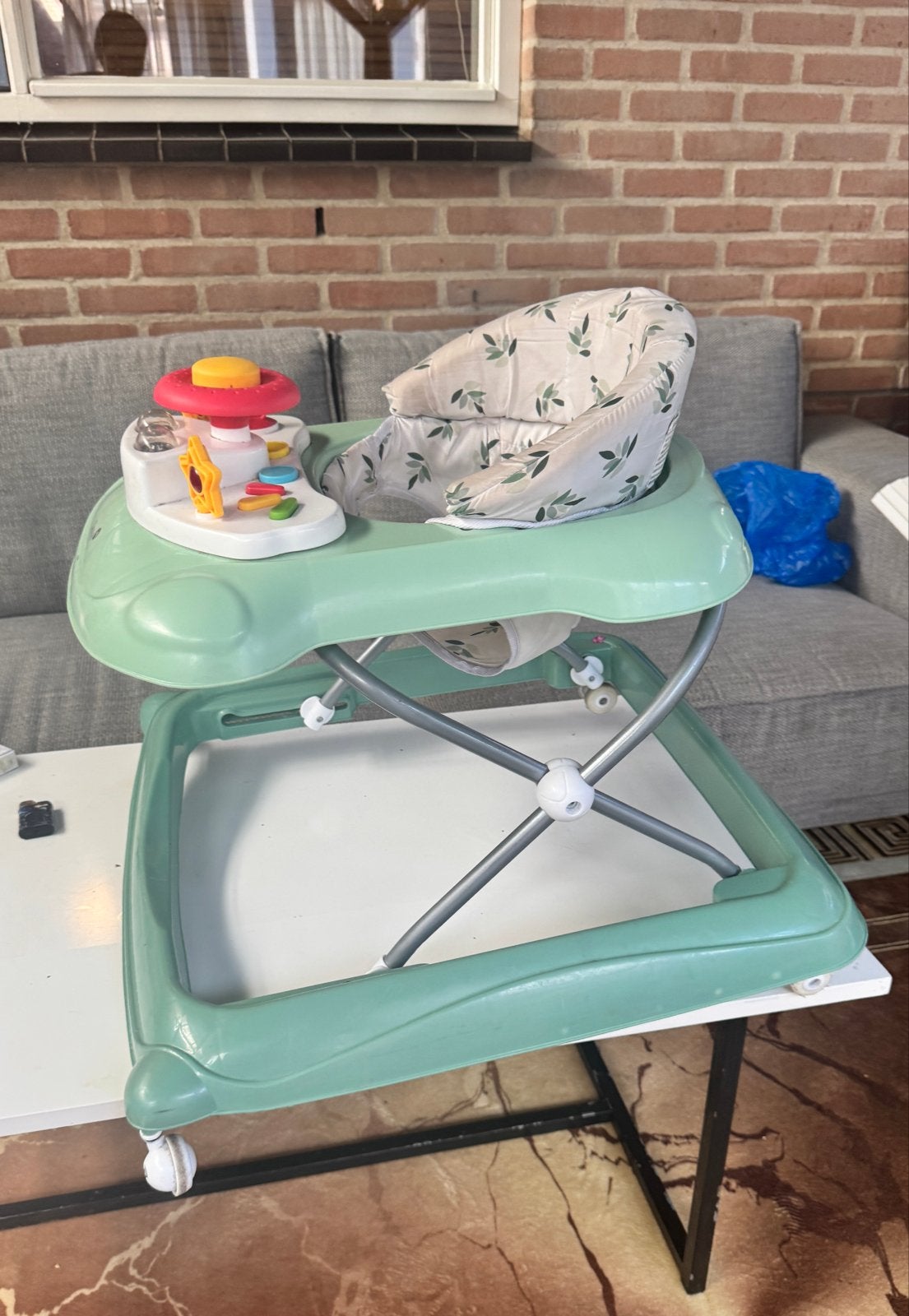 Comfortabele Babywalker met Muziek, Ophalen of Verzenden, Gebruikt, Overige typen, Met geluid