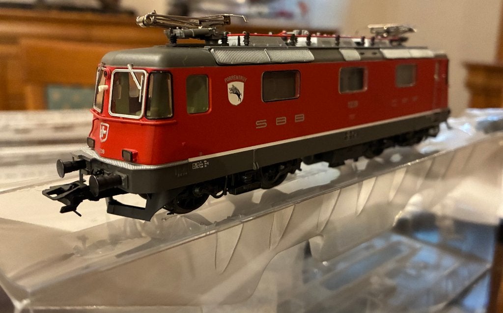 Marklin 37356 MFX SBB RE 4/4 Porrentruy, Wisselstroom, Locomotief, Ophalen of Verzenden, Zo goed als nieuw