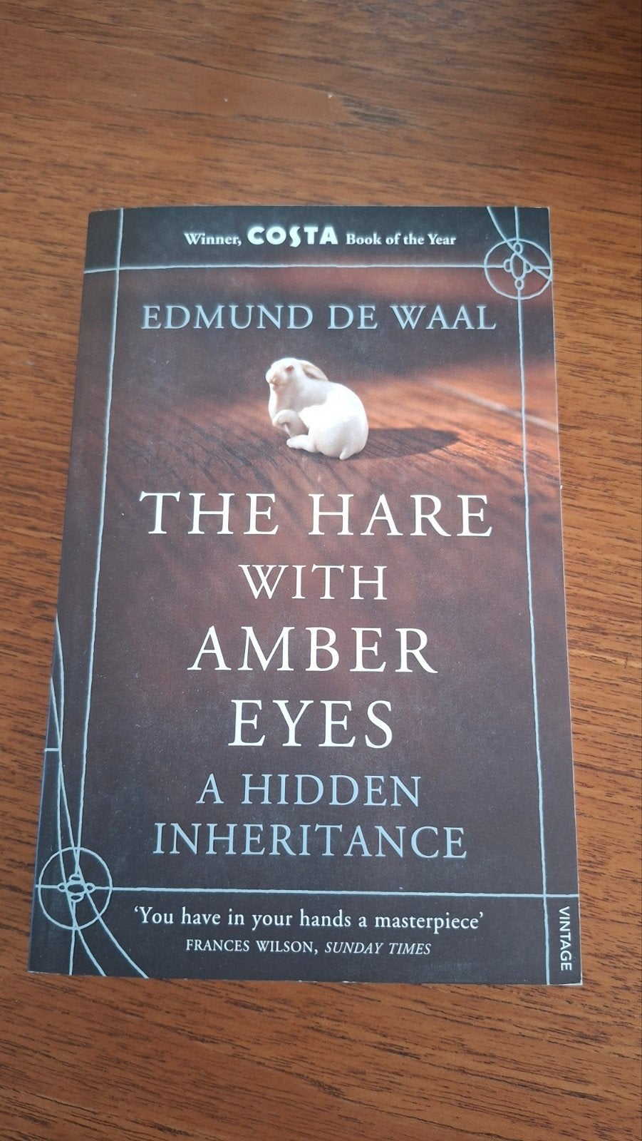 The Hare with Amber Eyes - Edmund de Waal, Ophalen of Verzenden, Gelezen, Edmund de Waal, Kunst en Cultuur