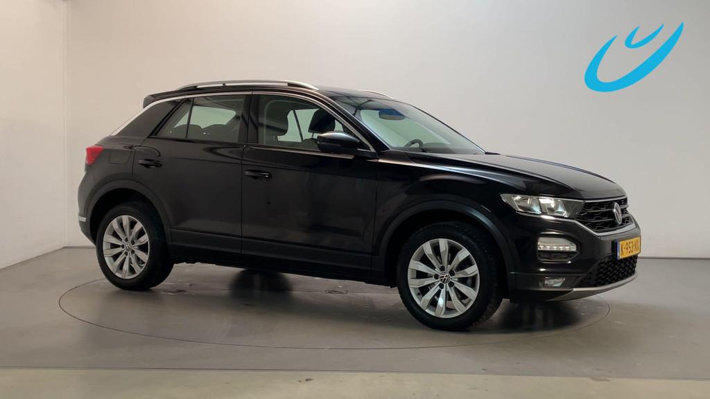 Volkswagen T-Roc 1.0 TSI Style Business Parkeersensoren Navi, Voorwielaandrijving, Stof, Gebruikt, Zwart