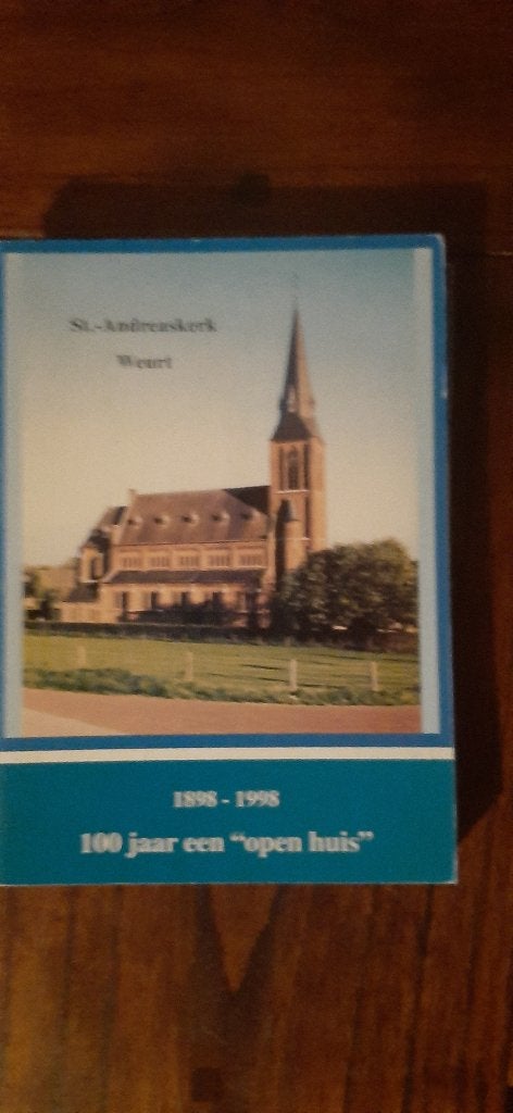 Weurt St-Andreaskerk 1898-1998 nr 16 tweestromenlandreeks, Boeken, Ophalen of Verzenden, Zo goed als nieuw