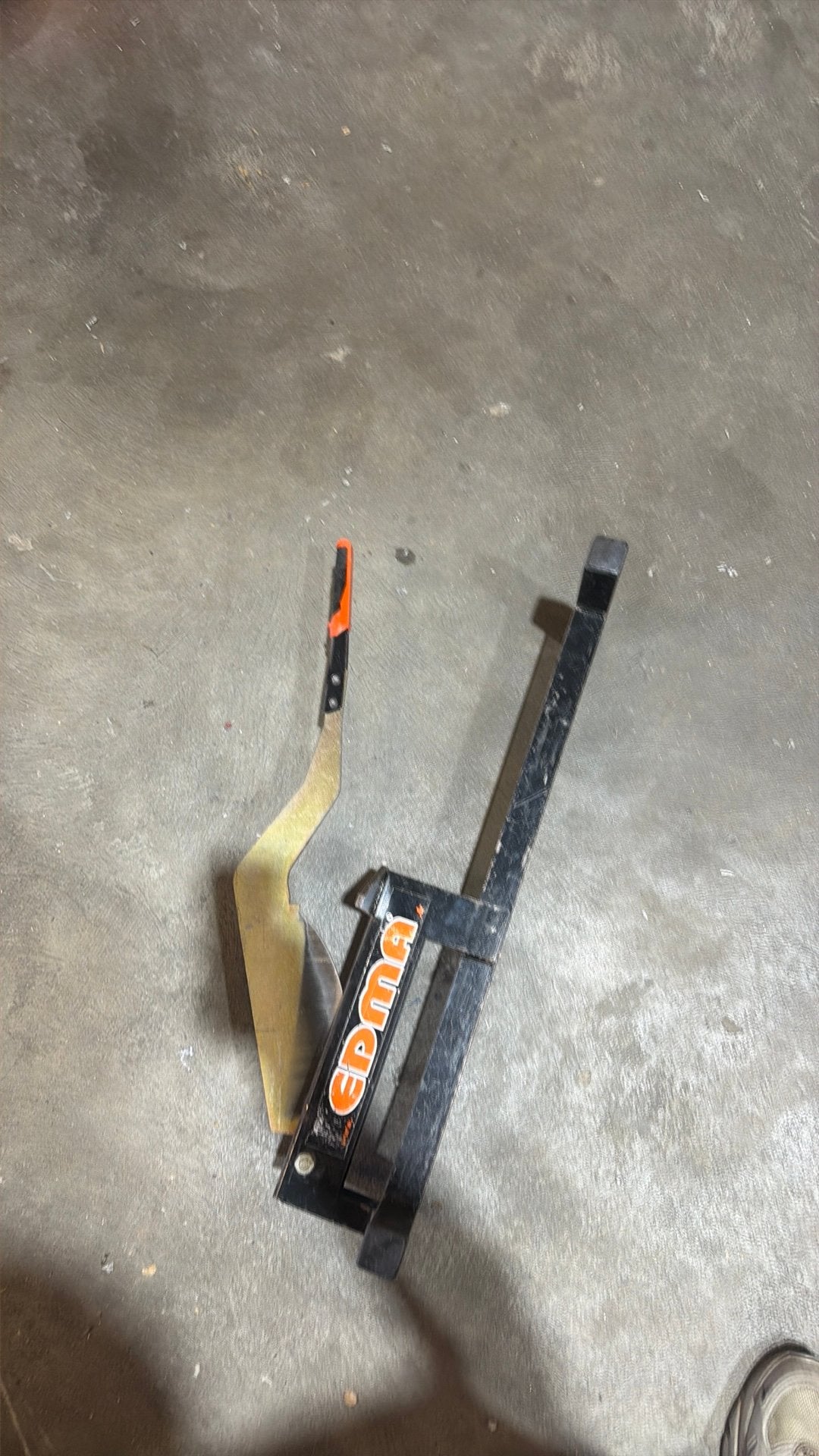 Laminaat knipper, Ophalen, Gebruikt