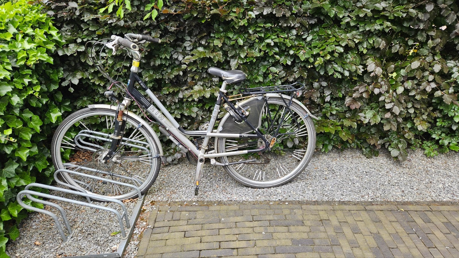 Dames sport fiets, Fietsen en Brommers, Fietsaccessoires | Aanhangers en Karren, Ophalen, Gebruikt, Minder dan 20 kg, Overige typen