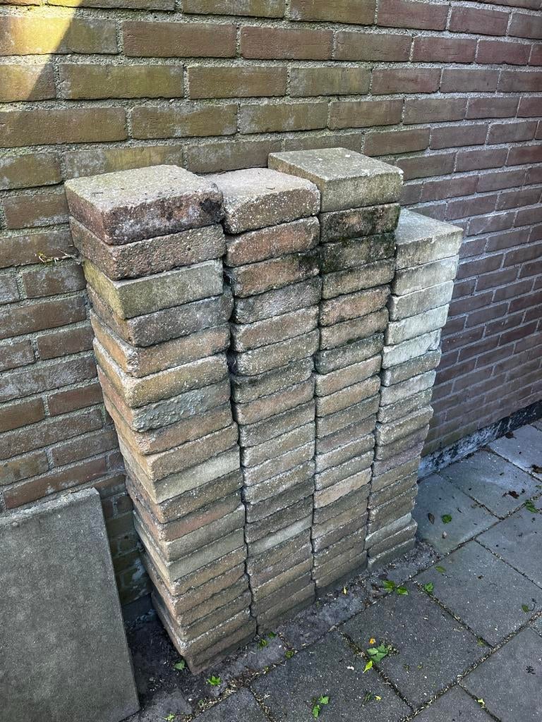 Gratis ophalen: Gebruikte terrastegels 20x20, Tuin en Terras, Tegels en Klinkers, Ophalen, Gebruikt, 5 tot 10 m², Beton