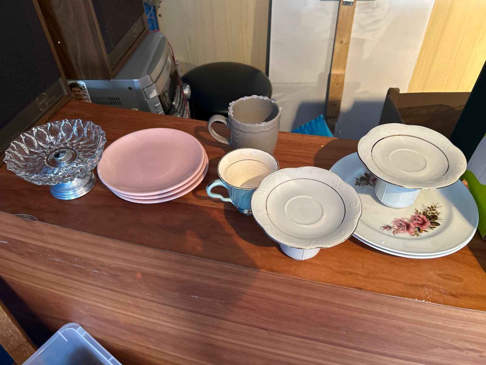 Gratis; Servies voor high tea of feestelijke gelegenheden, Huis en Inrichting, Keuken | Servies, Ophalen, Gebruikt, Overige merken