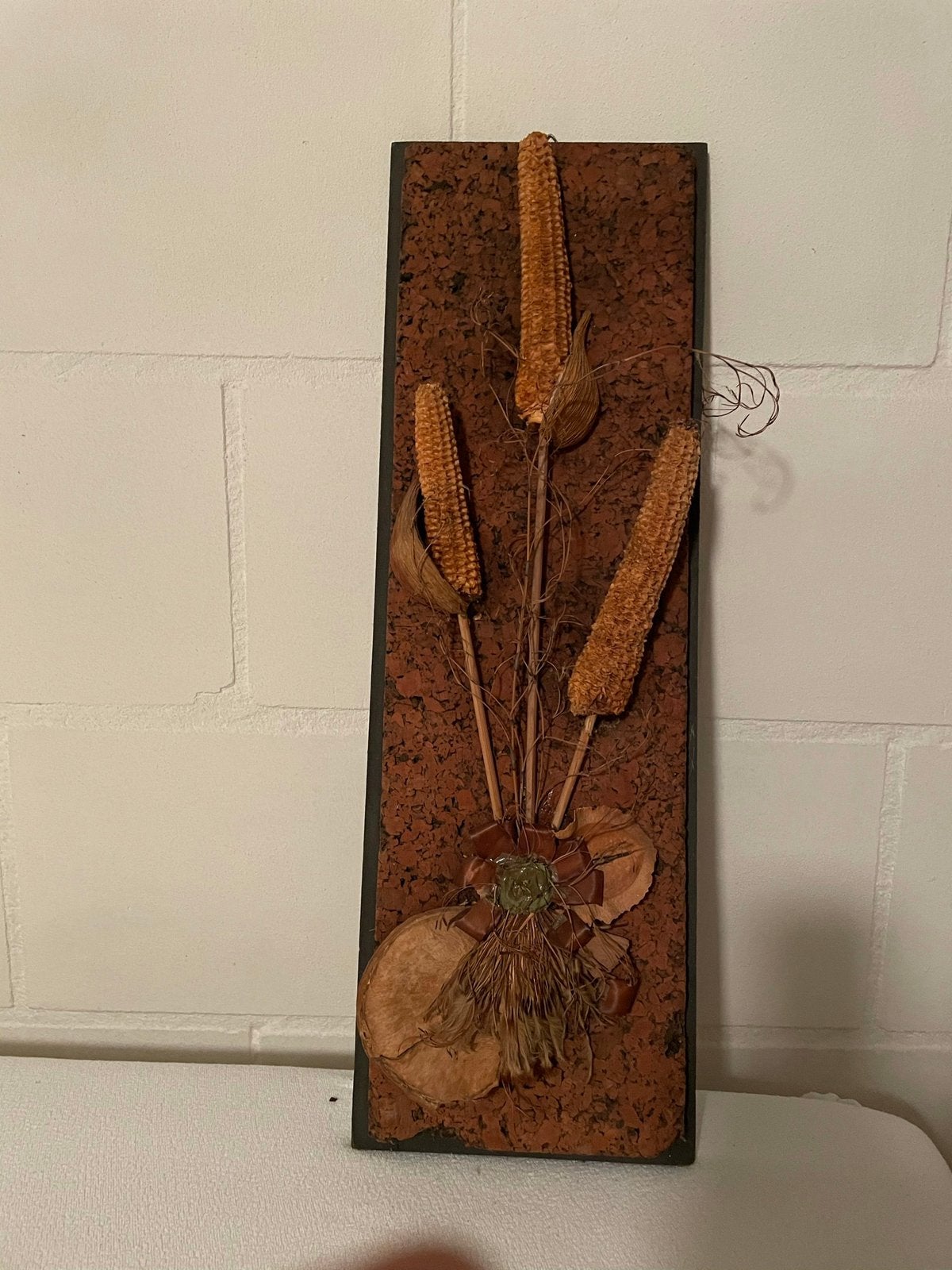 Tk vintage plank met droogbloemen decoratie, uit jaren 60/70, Gebruikt, 64 cm, Decoratieobject, Ophalen of Verzenden
