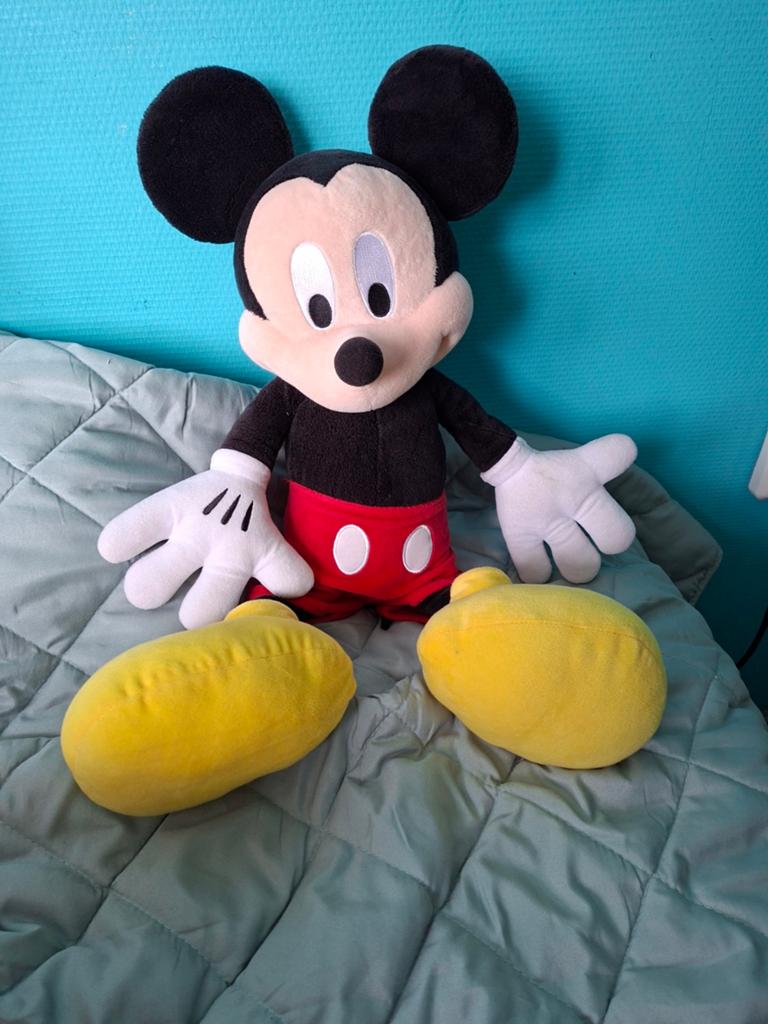 Grote mickey mous knuffel, Kinderen en Baby's, Speelgoed | Knuffels en Pluche, Ophalen of Verzenden, Overige typen