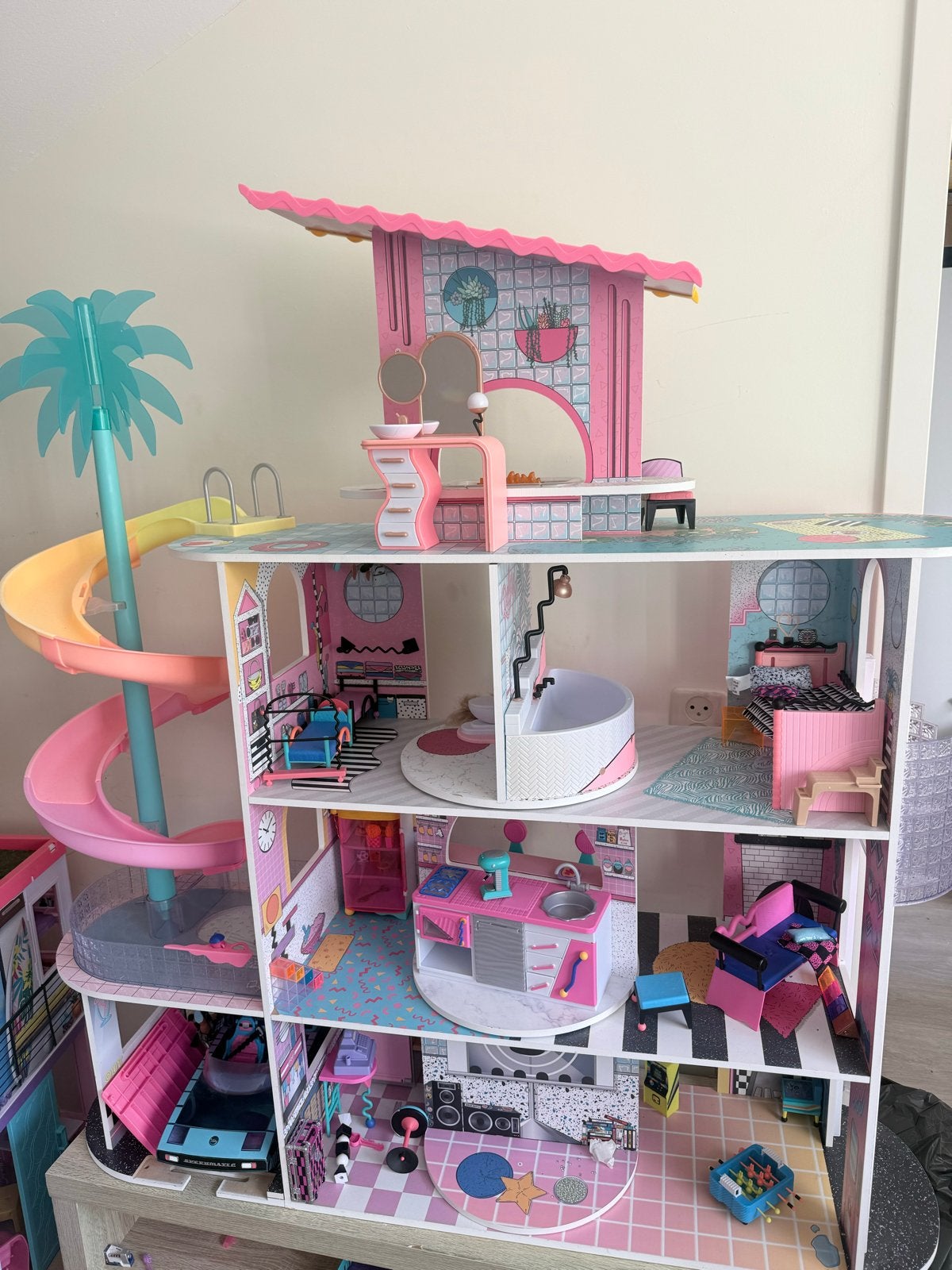 L.O.L. Surprise Huis met veel extra's: poppen, camper, auto, Ophalen, Gebruikt, Poppenhuis