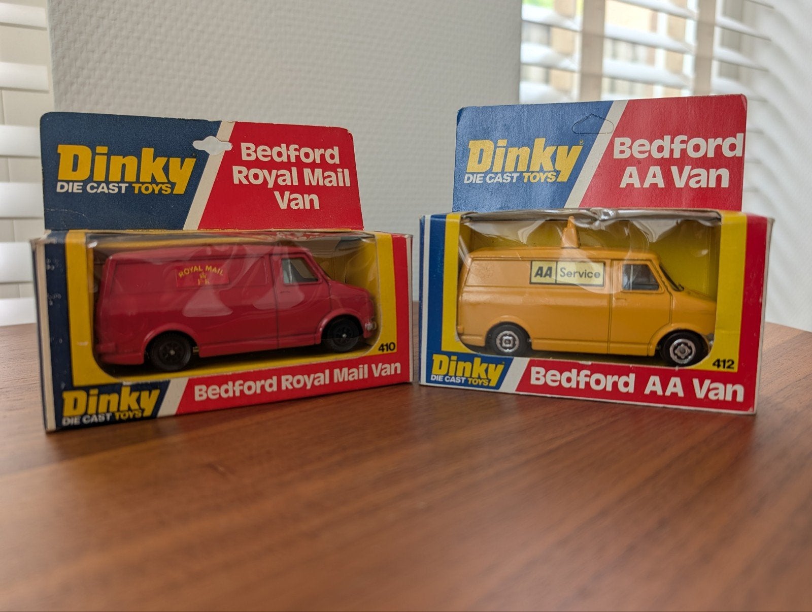 Vintage Dinky Toys Bedford Vans Set (410 + 412 AA) + doos, Ophalen of Verzenden, Nieuw, Bus of Vrachtwagen, Dinky Toys