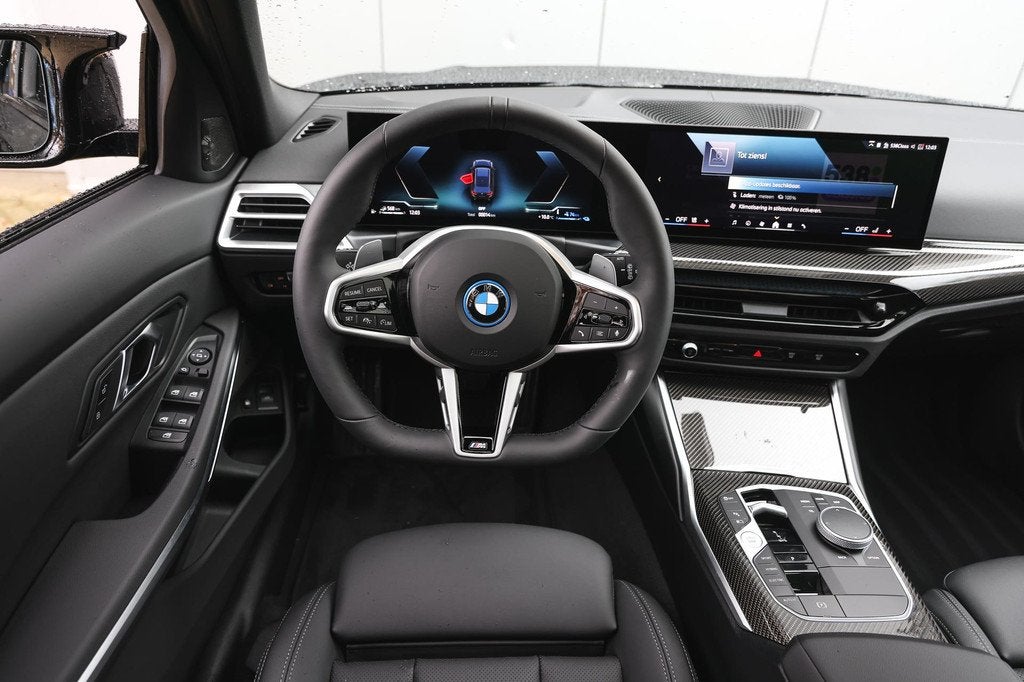 BMW 3 Serie Touring 330e M Sport Automaat / Trekhaak / Panor, 1998 cc, Achterwielaandrijving, Gebruikt, 4 cilinders