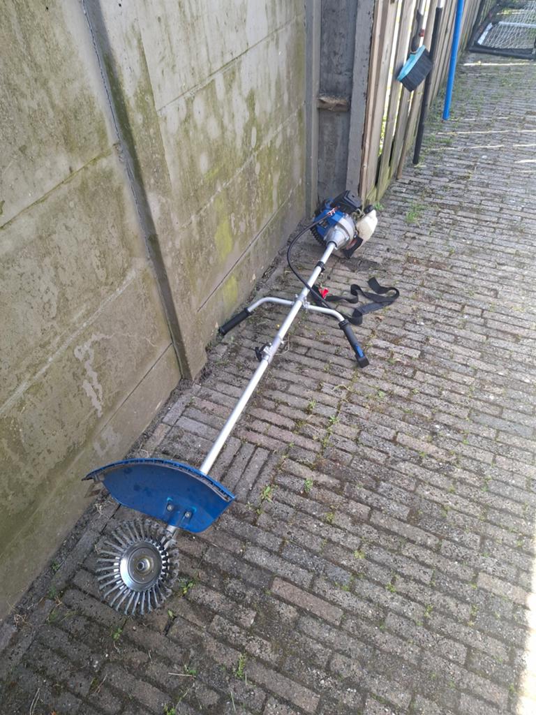 Hyundai benzine grastrimmer - werkt niet, Tuin en Terras, Ophalen