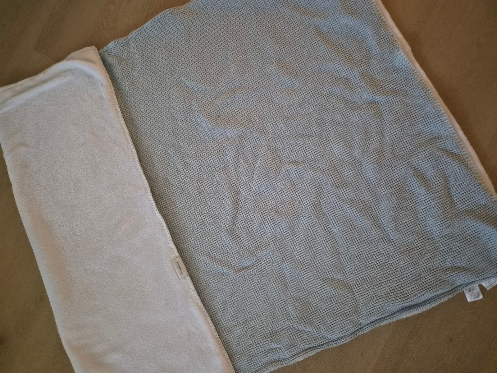Koeka Wafel Ledikant Deken - Licht blauw/Wit, Kinderen en Baby's, Dekens, Slaapzakjes en Inbakerproducten, Koeka, Ophalen of Verzenden