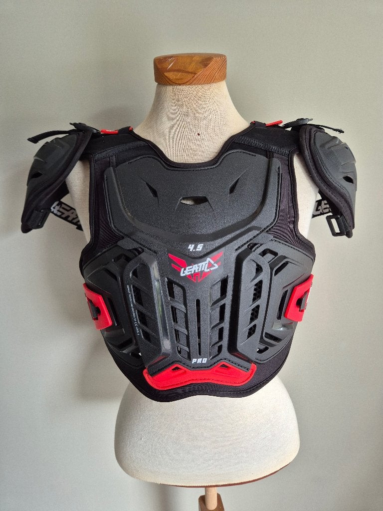 NIEUW: Leatt 4.5 Pro Junior Chest Protector maat 134-146 cm, Kinderen, Ophalen of Verzenden, Leatt, Motorcrosskleding