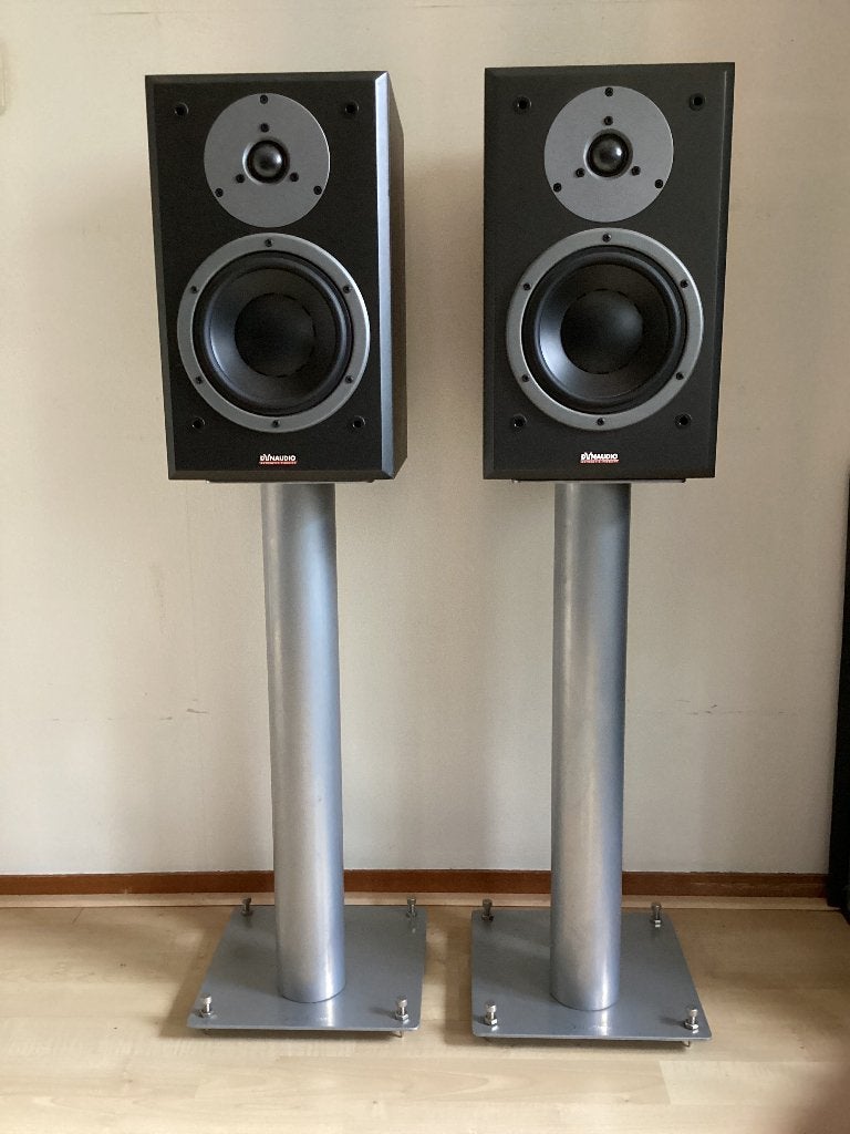 Nette Dynaudio DM 2/7 speakers met Norstone stands, Audio, Tv en Foto, Overige merken, Gebruikt, 120 tot 150 watt, Ophalen of Verzenden