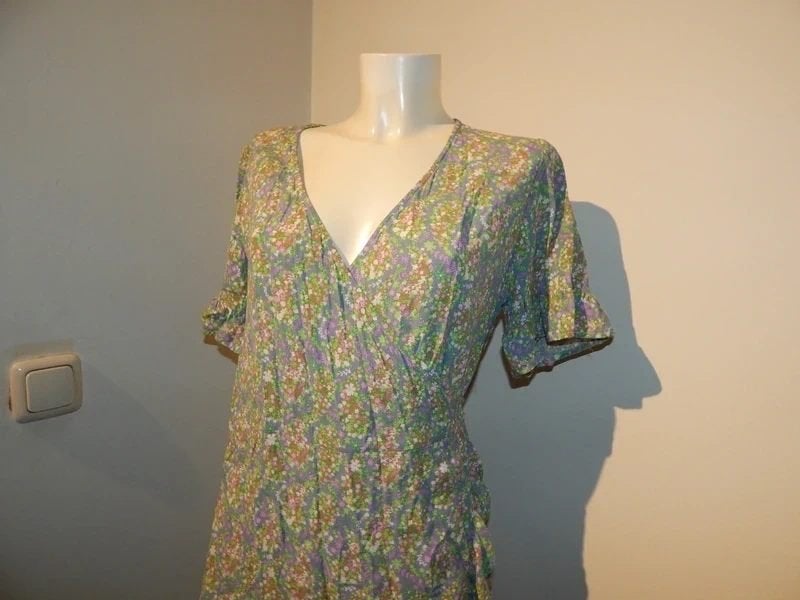 Fabienne Chapot wrap dress bloemen print pastel 40, Maat 38/40 (M), Zo goed als nieuw, Fabienne Chapot, Boven de knie