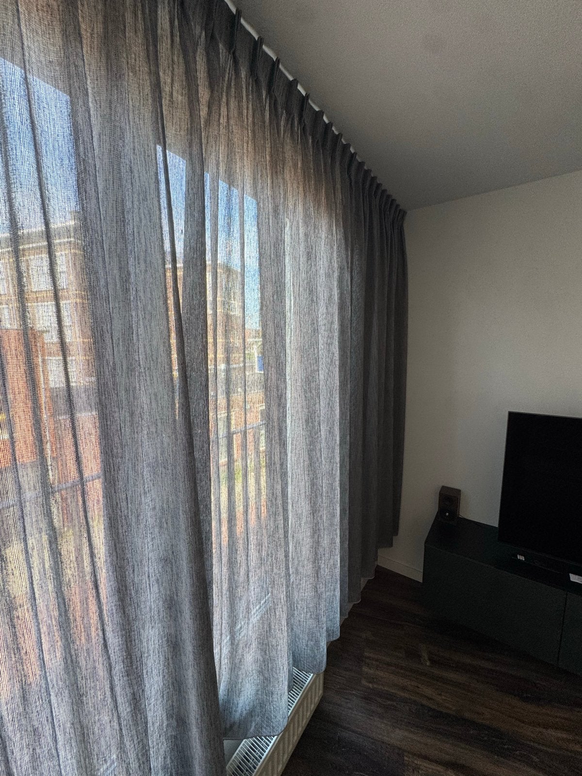 4x Doorschijnende gordijnen grijs, 215x350cm & 215x200cm, Huis en Inrichting, Stoffering | Gordijnen en Lamellen, Ophalen, Gordijn