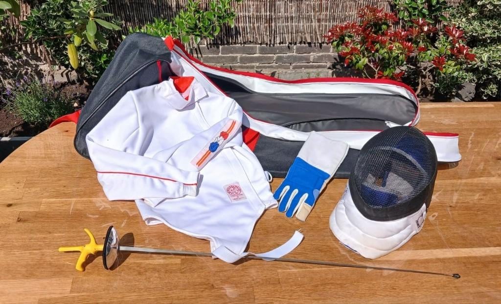 Schermset - floret - masker - vest - handschoen & schermtas, Sport en Fitness, Ophalen, Overige, Maat XS of kleiner, Zo goed als nieuw