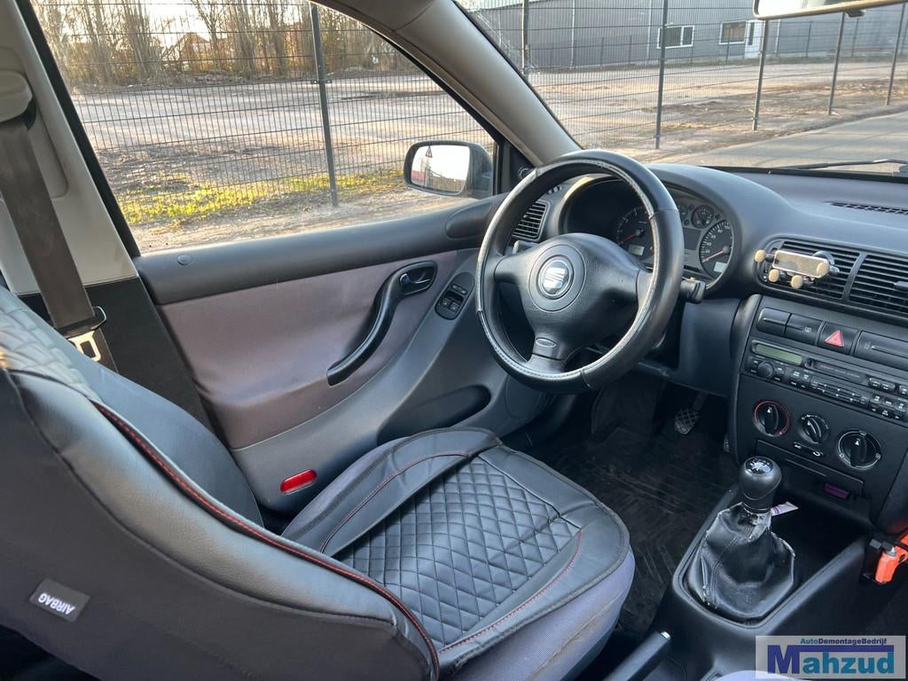 SEAT TOLEDEO 2 leon dashboard delen 1998-2004, Auto-onderdelen, Dashboard en Schakelaars, Seat, Gebruikt, Ophalen of Verzenden